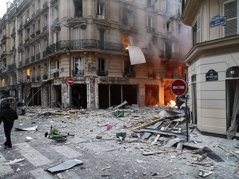 В центре французской столицы прогремел мощный взрыв