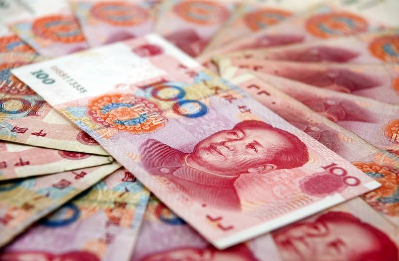 ЦБ РФ перевёл около 100 млрд долларов ЗВР в юани, иены и евро