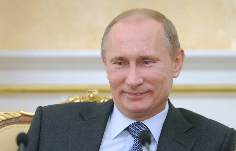 Конгресс США потребовал от разведки предоставить сведения о "финансах Путина"