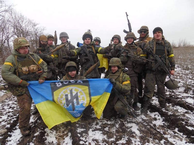 Киев возвращает украинские нацбаты на линию соприкосновения в Донбассе
