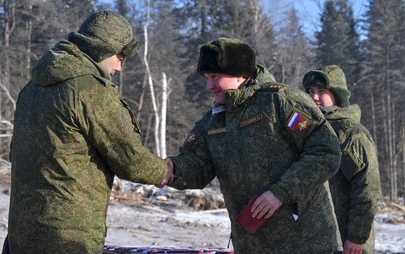 Участники операции на реке Бурея награждены медалями
