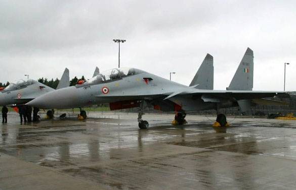 В Индии призвали нанести удар по Пакистану "Смерчами" и ракетами Су-30МКИ