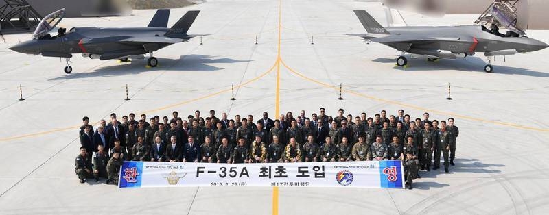 ВВС Южной Кореи получили первые два истребителя F-35A Block 3