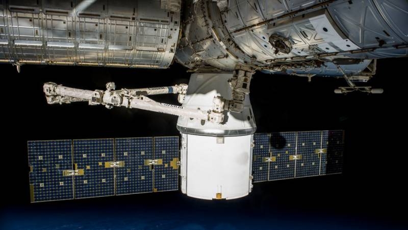 Запах спирта на МКС стал выветриваться после отстыковки Dragon-2