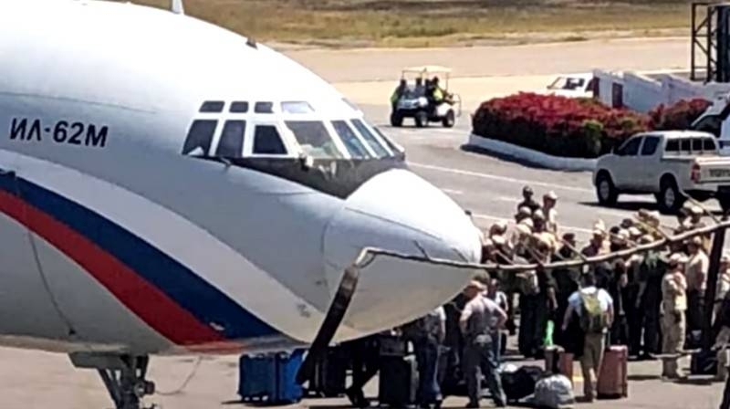 США призвали страны не пропускать российские самолёты, летящие в Венесуэлу