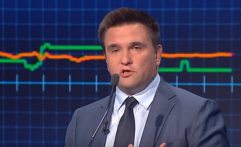 Климкин назвал россиян деградировавшими из-за хорошего отношения к Сталину