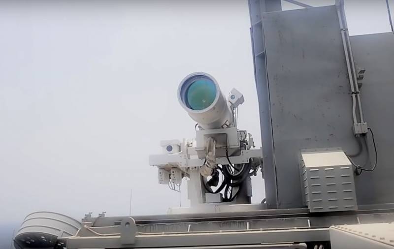 Американский флот просит деньги на ускорение работ по морскому лазеру