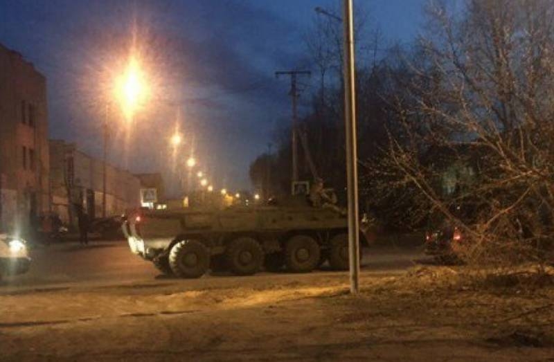 В Тюмени ФСБ ввело режим КТО и ведет бой с боевиками