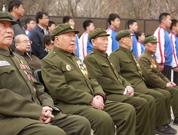 В Китае встретили борт с останками погибших в Корее добровольцев