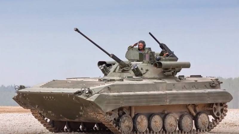 Партия модернизированных БМП-2М поступила в мотострелковую бригаду ЦВО
