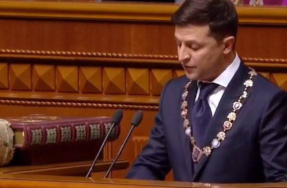 Зеленский вступил в должность и поставил задачу прекратить огонь на Донбассе