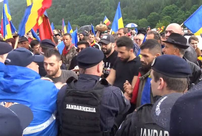 Названа причина столкновений между румынами и венграми на территории военного кладбища
