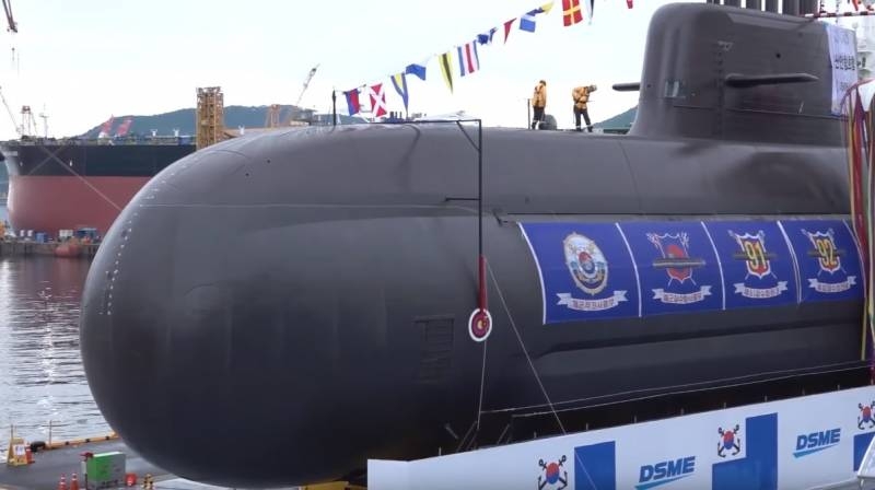 Первая южнокорейская субмарина типа KSS-3 с ВНЭУ начала ходовые испытания