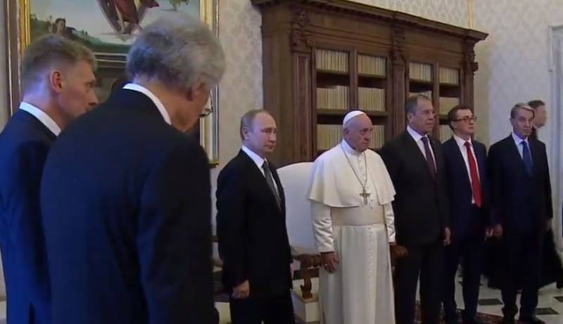 Путин встретился с Франциском