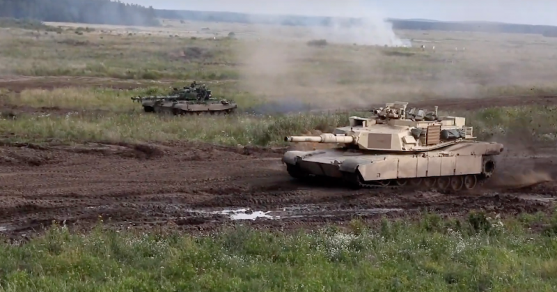 НАТО провело учебный бой с участием «Абрамсов» и польских танков