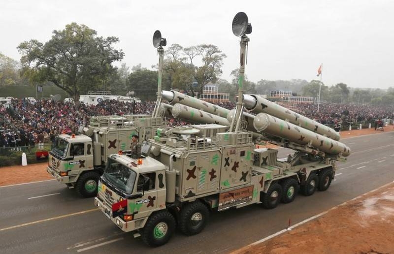 ВМС Индии получит на вооружение береговые комплексы с ракетами BrahMos