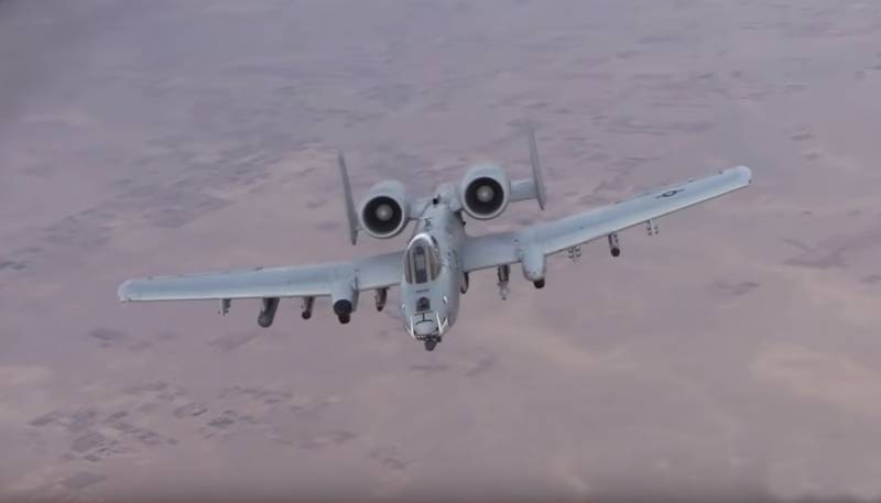 Американские A-10 оснастили новым крылом