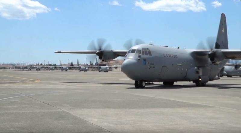 Более сотни С-130 ВВС США не могут взлететь из-за возможных трещин