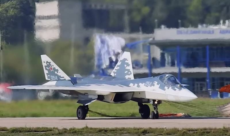 На МАКС-2019 представили экспортную версию Су-57