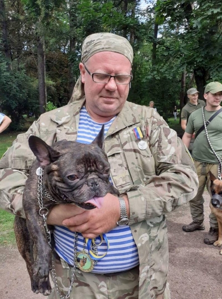 Во Львове собак наградили знаками «За службу Украине»: среди награждённых пёс Чупакабра