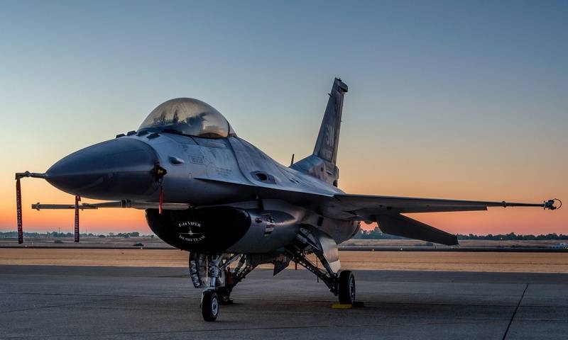 США почти одобрили продажу Тайваню истребителей F-16 Viper