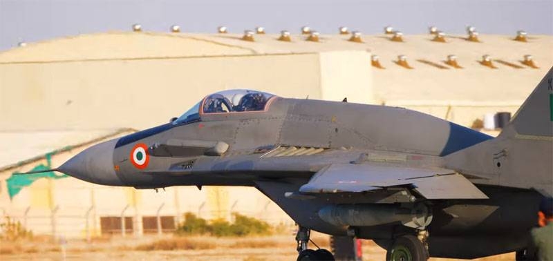 В Индии заявили о покупке модернизированных МиГ-29 по "бросовым ценам"