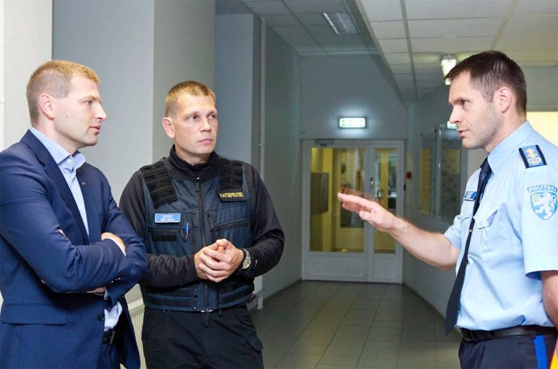 В МВД Эстонии создают отряды для противостояния "зелёным человечкам"