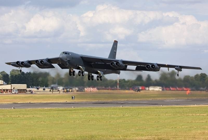 В США протестировали новую силовую установку для бомбардировщика В-52