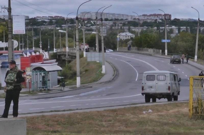 В Луганске ночью попытались подорвать один из мостов
