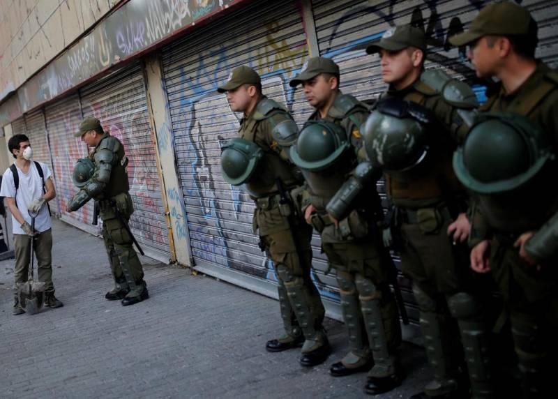 Чилийских военных моряков будут судить за мародёрство