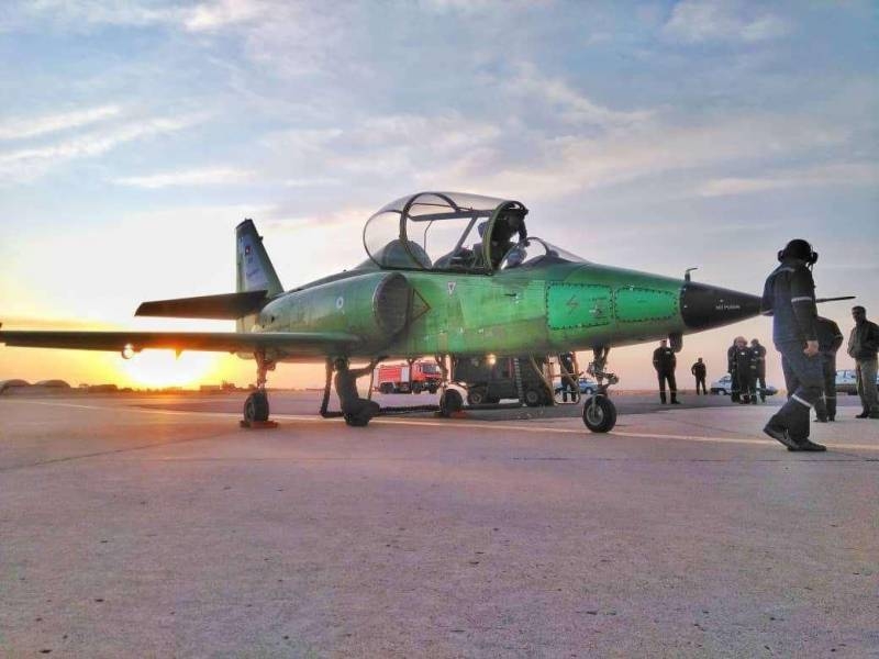 Иран показал новый самолет Yasin