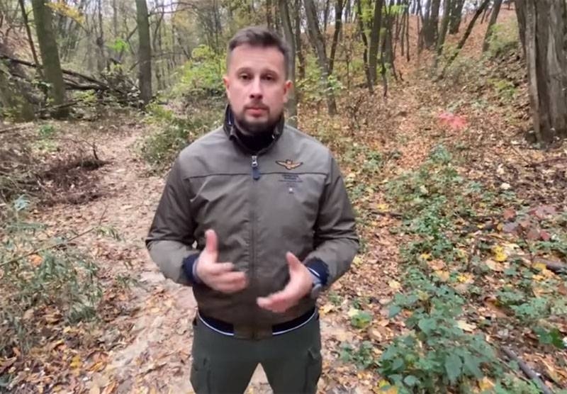 Билецкий - Зеленскому: "Хоть кто-то из вашего окружения пошёл воевать?"