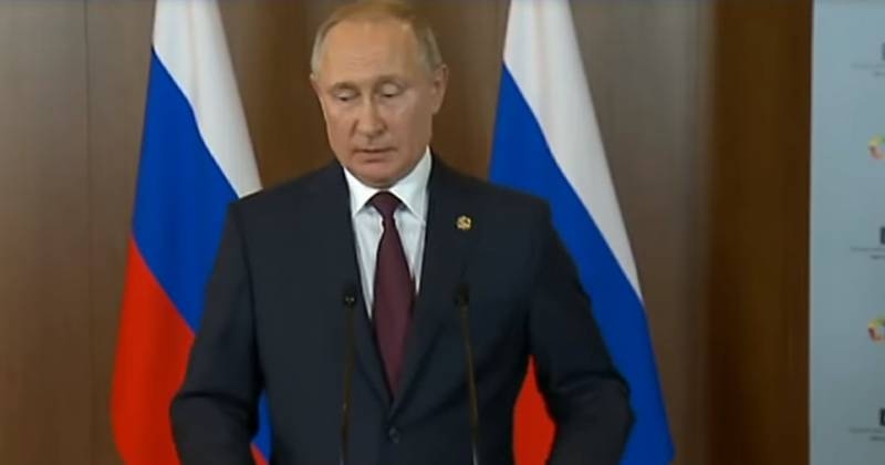 Путин о ситуации для Украины: Нужно не за океаном искать счастья, а с соседями договариваться
