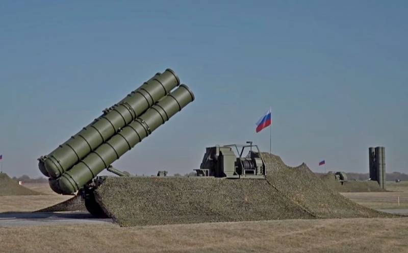 «Сбить эскадрилью за три минуты»: Сербия впечатлена ЗРС С-400