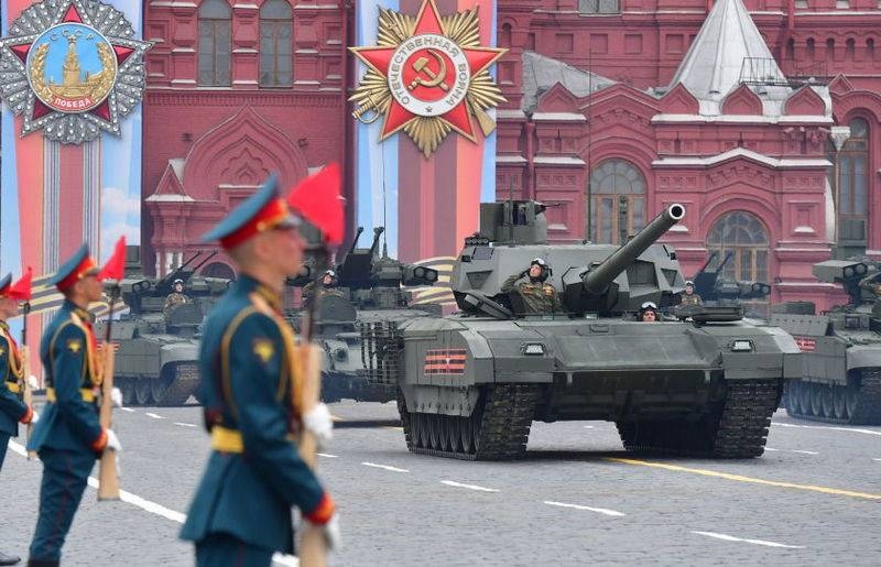 В Минобороны анонсировали показ новой техники на параде Победы