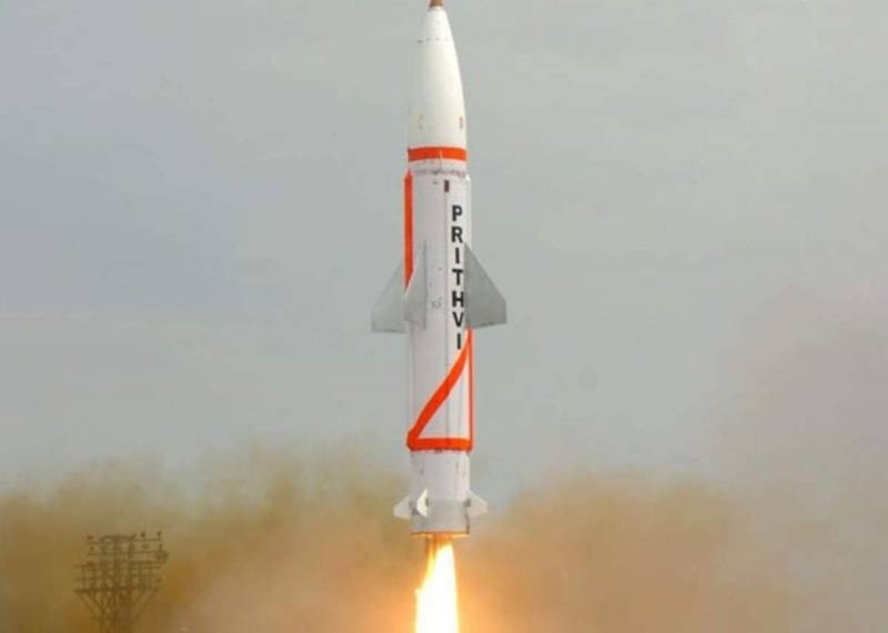 Индия успешно испытала сразу две тактические ракеты