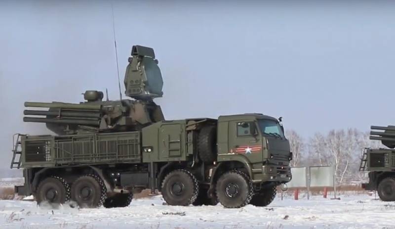 Россия пытается перехватить индийский контракт на сотню ЗРК