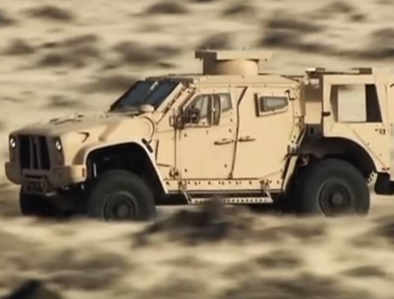 В США начали готовить водителей для грузовой версии JLTV