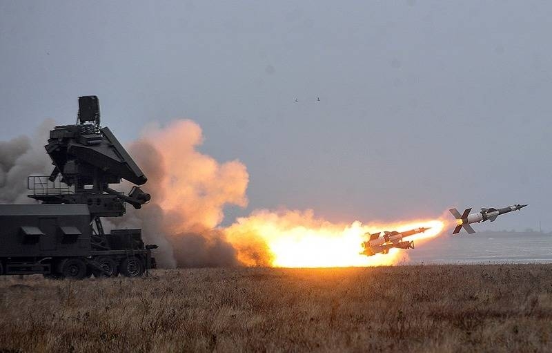 На Украине испытали ЗРК С-125 "Печора" по морским целям