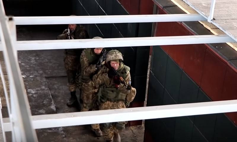 Украинскую армию научат вести бой в городе и захватывать шахты
