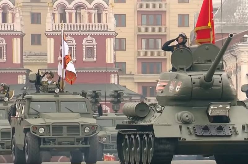 Военная мощь России слаба, но опасна, считают в Болгарии