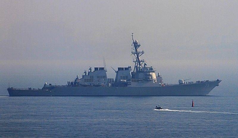 В Чёрное море вошёл американский эсминец УРО Ross (DDG-71)
