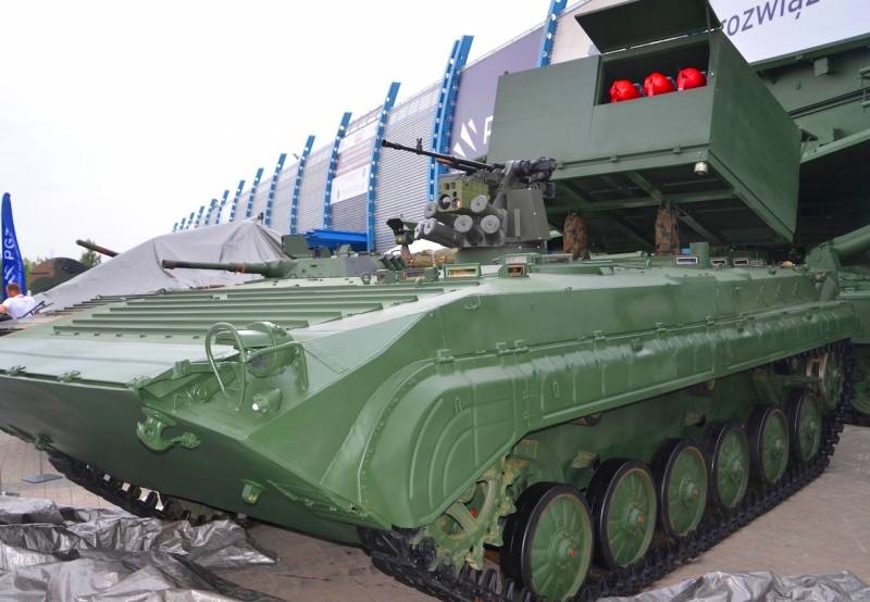Польша рассмотрит до 12 вариантов «уничтожителя танков»