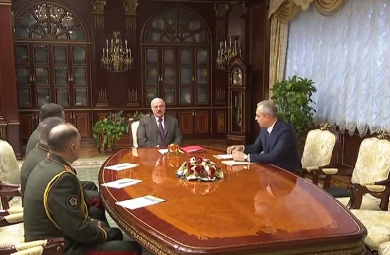 Лукашенко сменил министра обороны и других силовиков Белоруссии