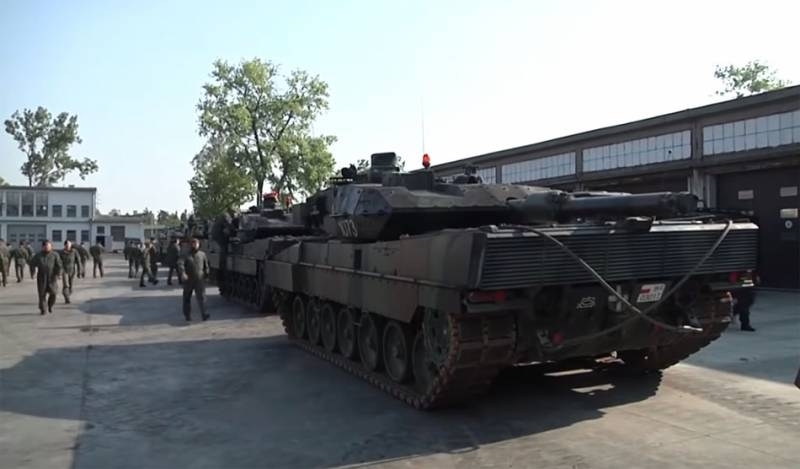 В Польше заявили о вине Германии в срыве модернизации танков Leopard 2
