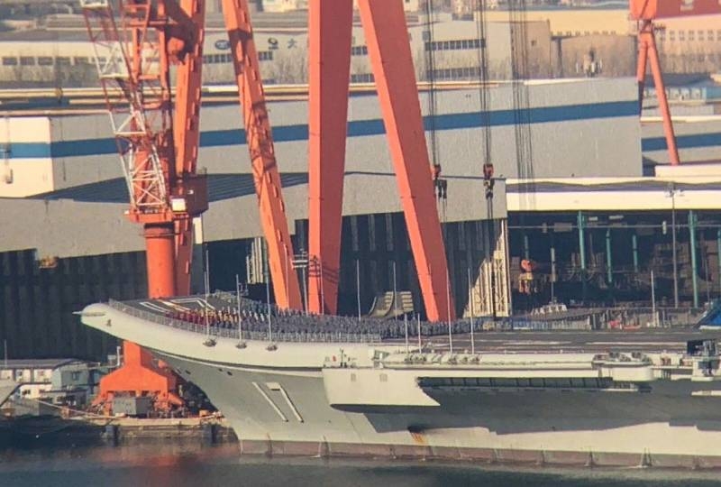 В Китае обратили внимание на особенности построения команды авианосца «Шаньдун»