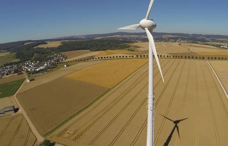 «Мы не хотим ветряк у себя под дверью»: В Германии обнаружились проблемы с «зелёной» энергетикой
