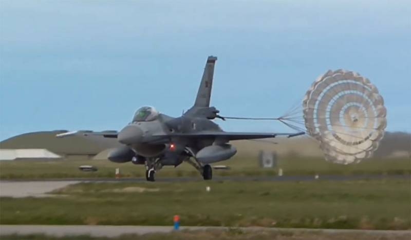 Появилось сообщение о том, что Ми-17 ВВС Сирии был сбит турецким F-16C