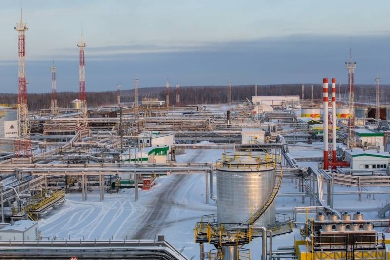 СМИ: Решение о выходе из сделки по добыче нефти принимала Саудовская Аравия