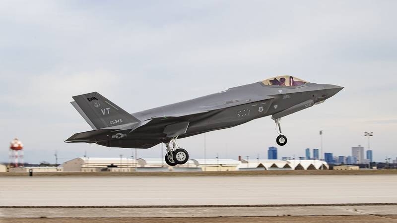 Корпорация Lockheed Martin поставила 500-й истребитель F-35